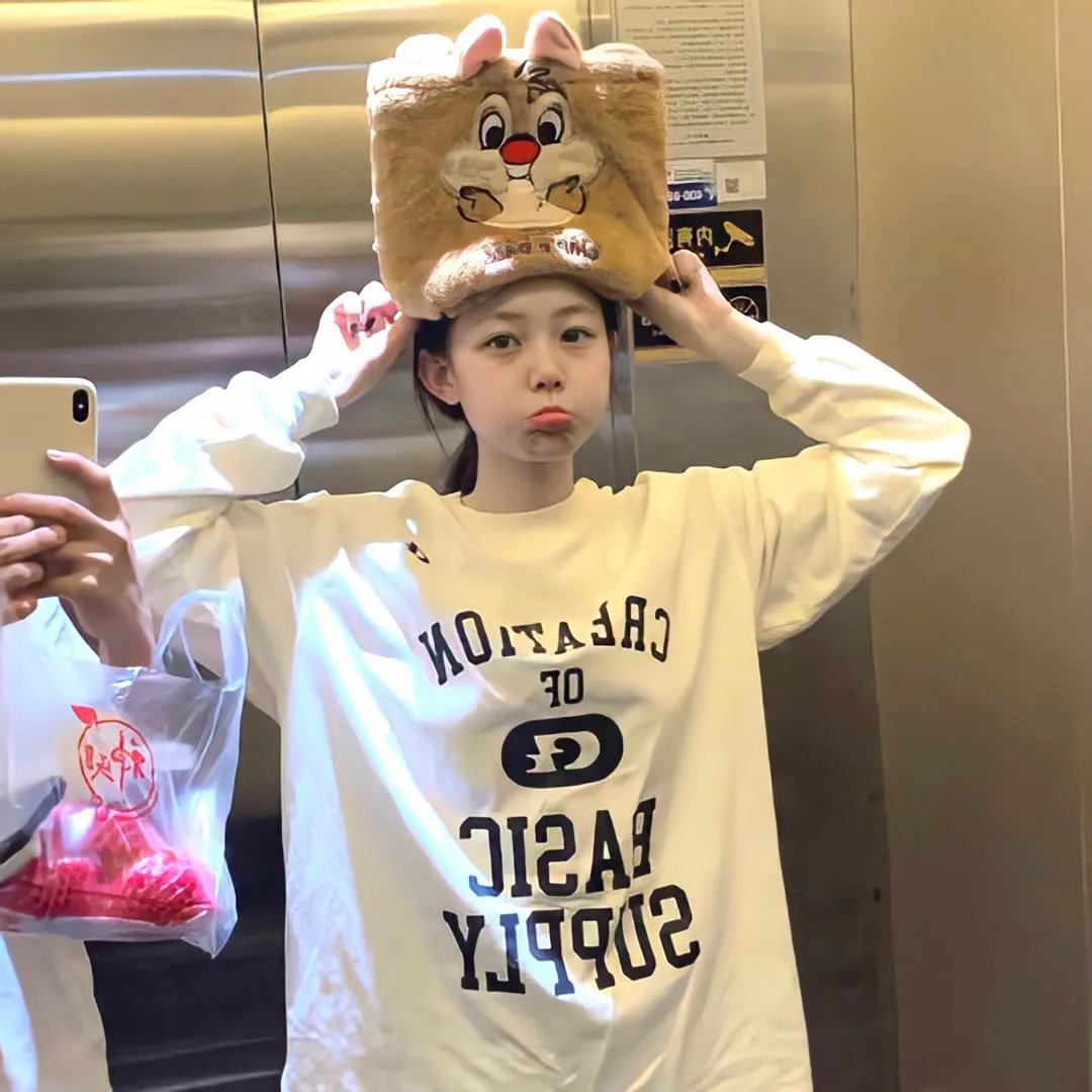 彩象岛的女孩儿